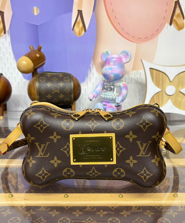 Louis Vuitton Bone Wearable Wallet M12615 Brown